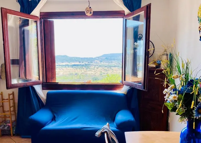 Con Giardino A Due Passi Dal Mare - 6 Posti Letto - Casa vacanze Porto Taverna