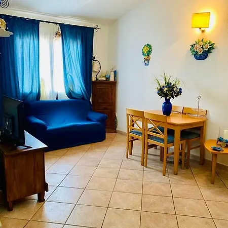 Con Giardino A Due Passi Dal Mare - 6 Posti Letto -