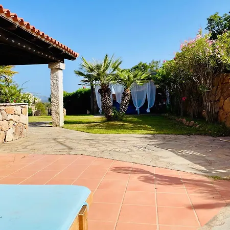 Con Giardino A Due Passi Dal Mare - 6 Posti Letto - בית נופש