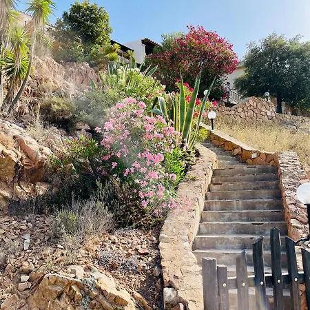 Con Giardino A Due Passi Dal Mare - 6 Posti Letto - * بورتو رافتى